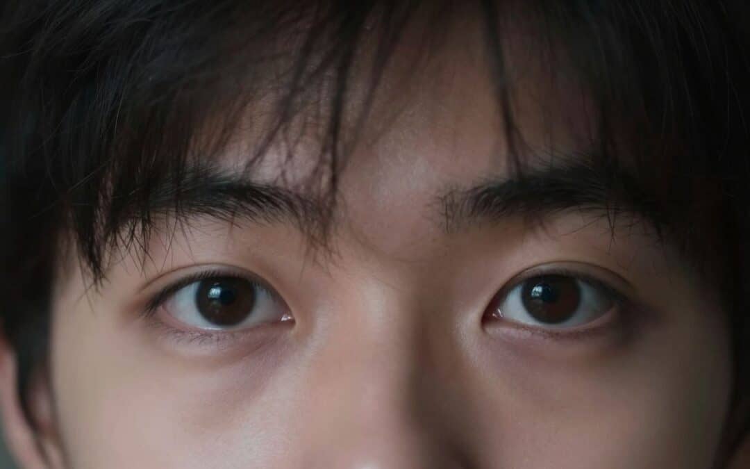 The Attentional Blink Explained: The Neuroscience of Why We Miss Things Right in Front of Us